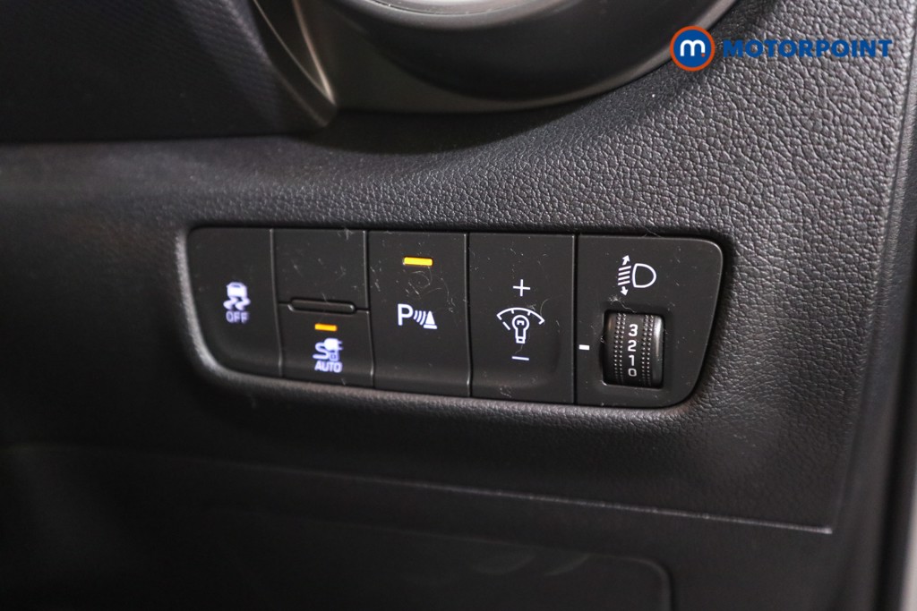 Hyundai Kona Premium Automatic Electric SUV - Stock Number (1543147) - 9th supplementary image