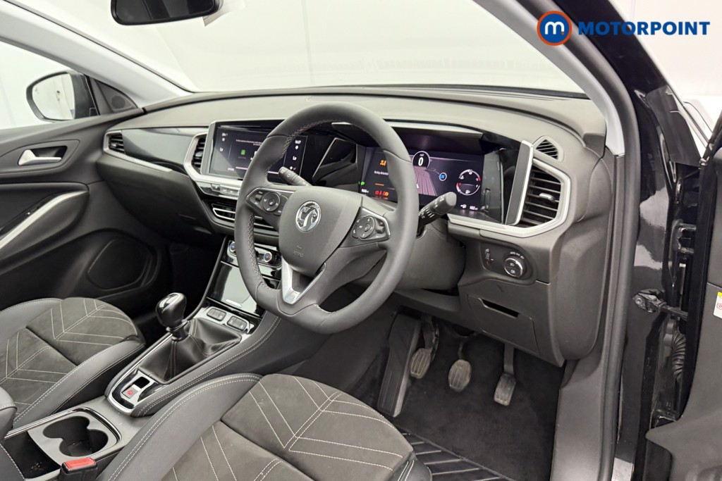 Vauxhall Grandland Ultimate Manual Petrol SUV - Stock Number (1543235) - 4th supplementary image