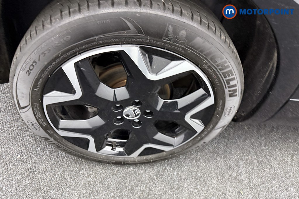 Vauxhall Grandland Ultimate Manual Petrol SUV - Stock Number (1543235) - 33rd supplementary image