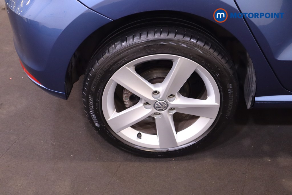 Volkswagen Polo SEL Manual Petrol Hatchback - Stock Number (1543462) - 17th supplementary image