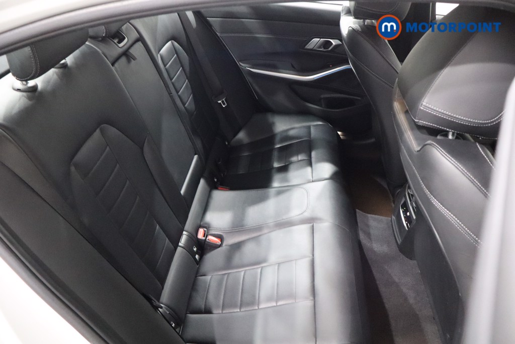 BMW 3 Series M Sport Automatic Petrol Plug-In Hybrid Saloon - Stock Number (1543654) - 5th supplementary image