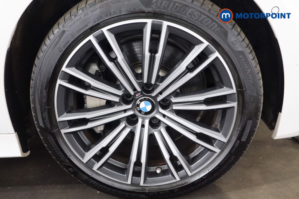 BMW 3 Series M Sport Automatic Petrol Plug-In Hybrid Saloon - Stock Number (1543654) - 12th supplementary image