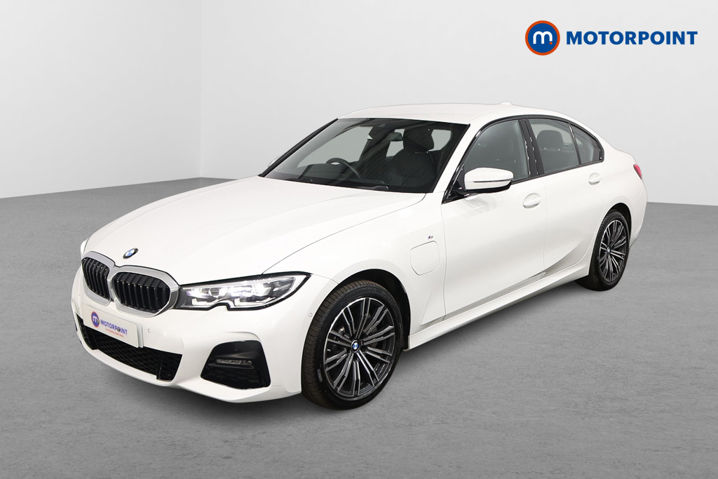 BMW 3 Series M Sport Automatic Petrol Plug-In Hybrid Saloon - Stock Number (1543654) - Passenger side front corner