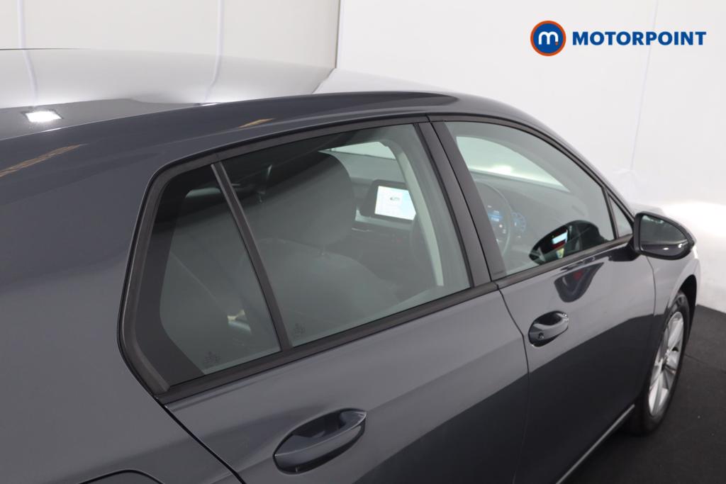 Volkswagen Golf Life Automatic Petrol Hatchback - Stock Number (1543941) - 25th supplementary image