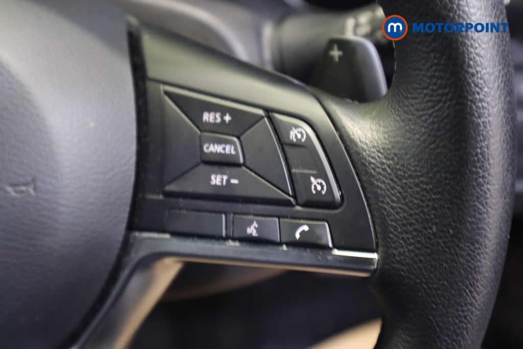 Nissan Juke N-Connecta Automatic Petrol SUV - Stock Number (1544027) - 9th supplementary image
