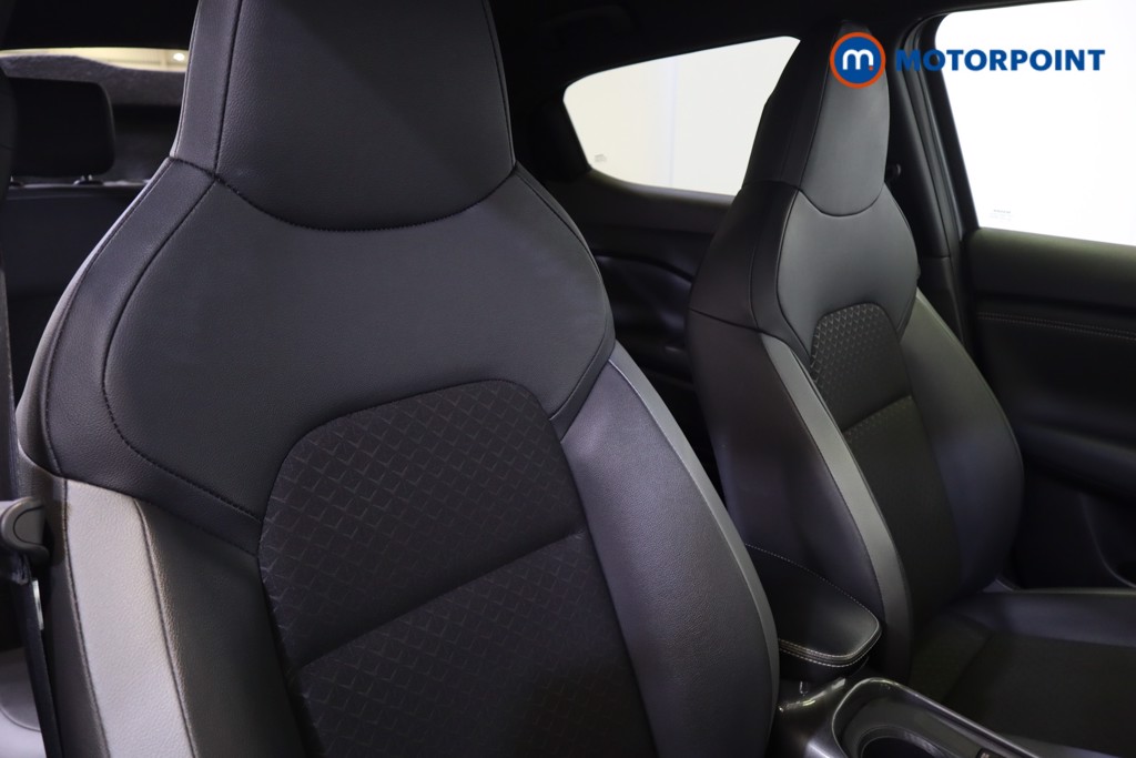 Nissan Juke N-Connecta Automatic Petrol SUV - Stock Number (1544027) - 13th supplementary image