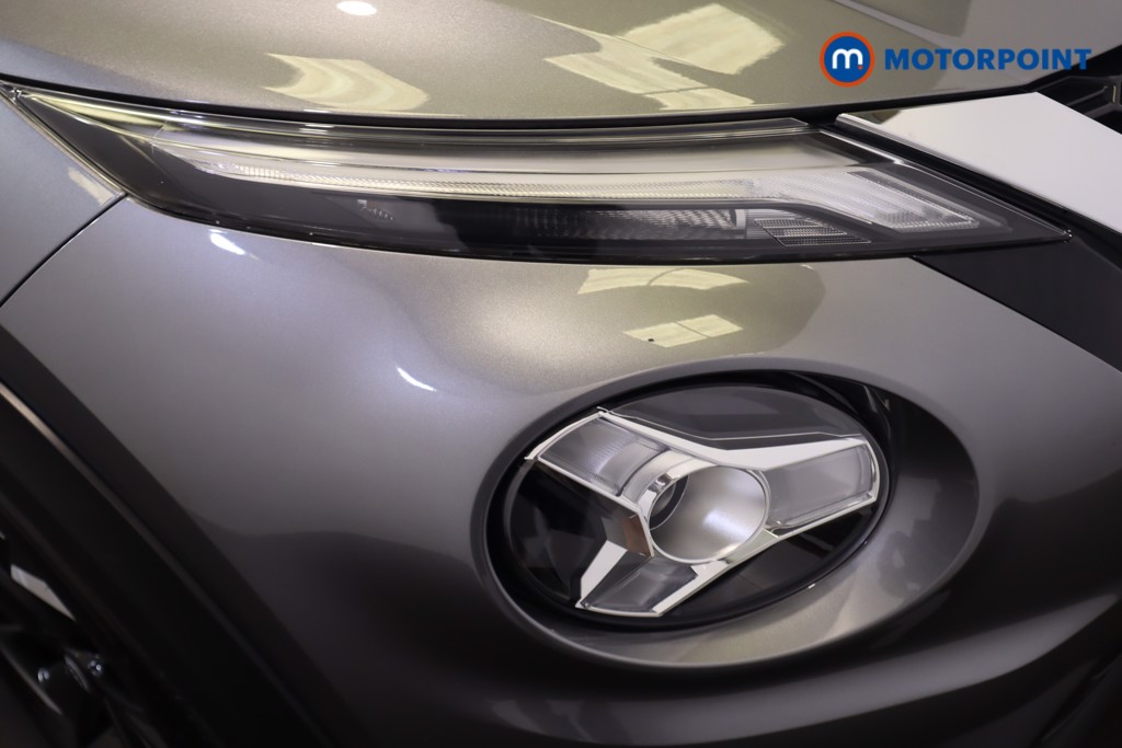 Nissan Juke N-Connecta Automatic Petrol SUV - Stock Number (1544027) - 20th supplementary image