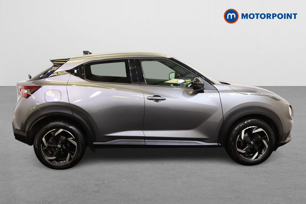 Nissan Juke N-Connecta Automatic Petrol SUV - Stock Number (1544027) - Drivers side