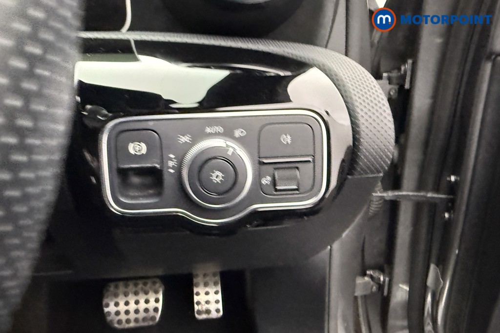 Mercedes-Benz A Class Amg Line Automatic Petrol Plug-In Hybrid Hatchback - Stock Number (1544381) - 14th supplementary image