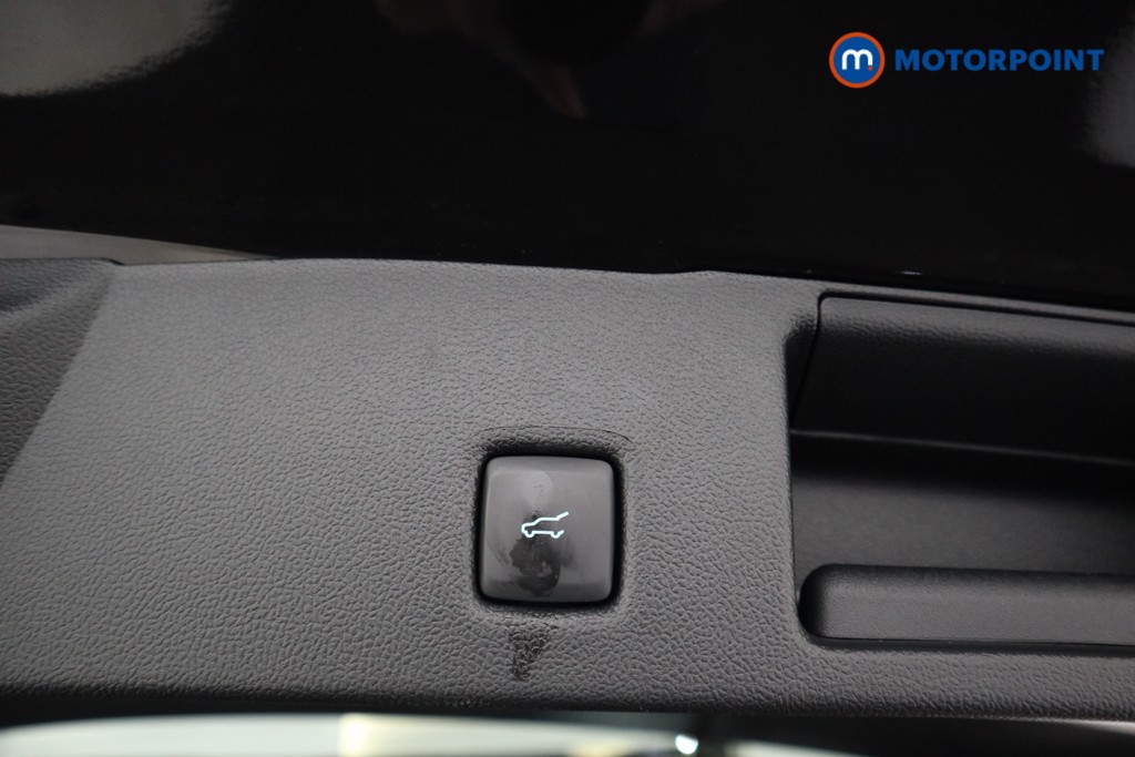 Ford Kuga St-Line X Automatic Petrol Plug-In Hybrid SUV - Stock Number (1544418) - 17th supplementary image