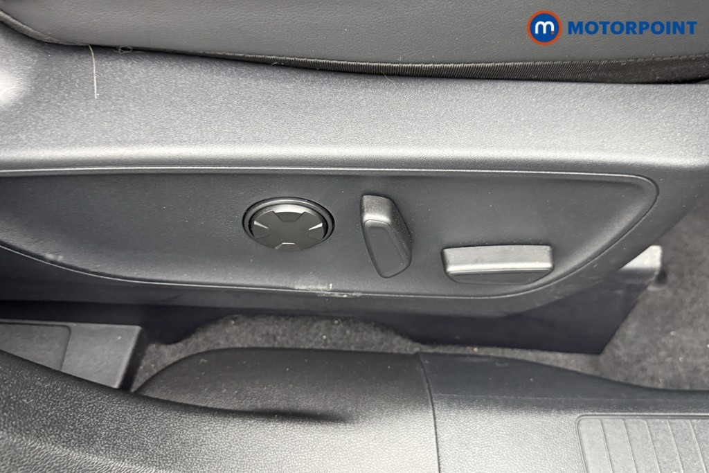 Ford Kuga St-Line X Automatic Petrol Plug-In Hybrid SUV - Stock Number (1544442) - 18th supplementary image
