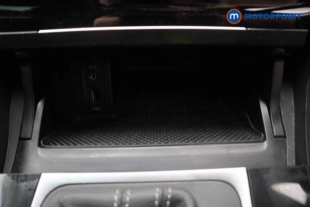 Volkswagen Golf R Automatic Petrol Hatchback - Stock Number (1544761) - 14th supplementary image