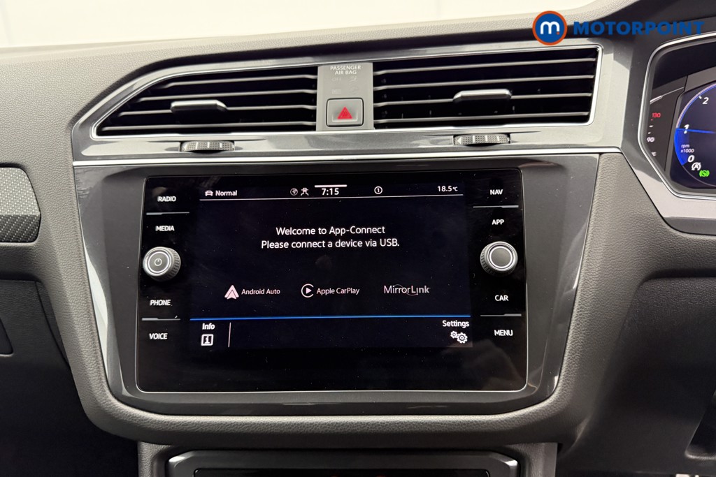 Volkswagen Tiguan Allspace R-Line Automatic Diesel SUV - Stock Number (1545083) - 10th supplementary image