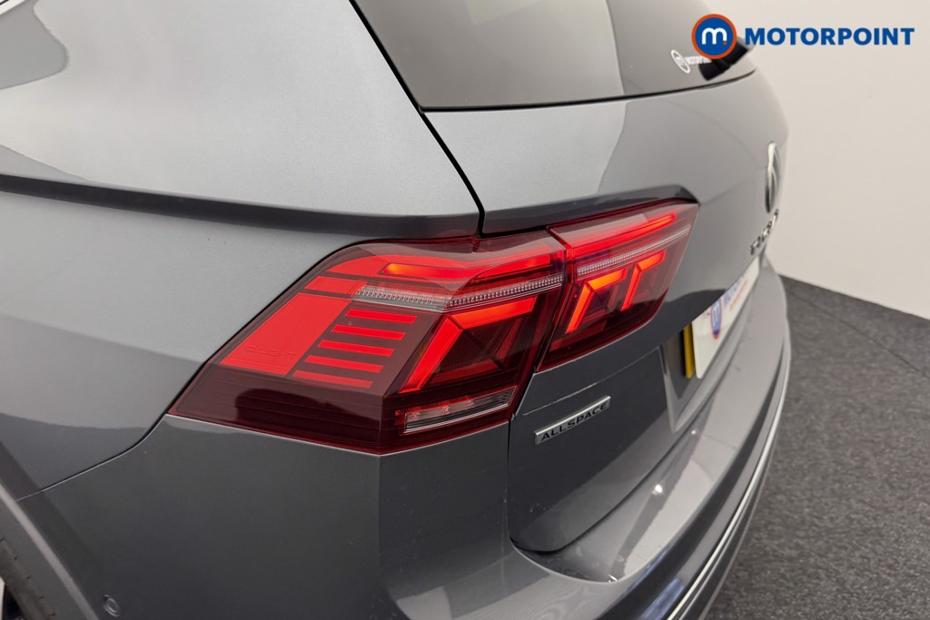 Volkswagen Tiguan Allspace R-Line Automatic Diesel SUV - Stock Number (1545083) - 29th supplementary image