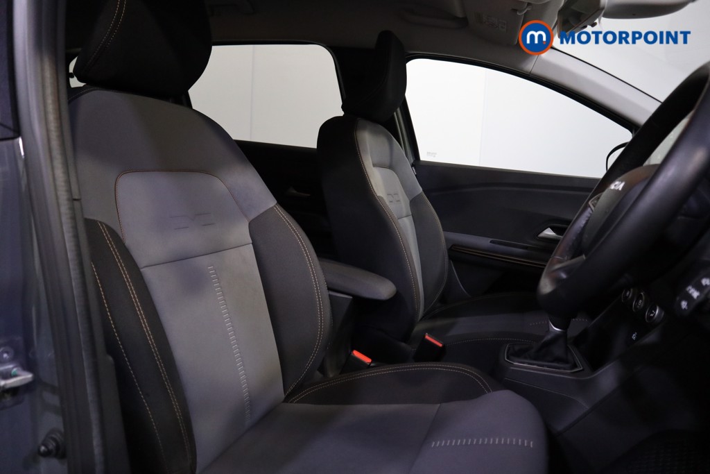 Dacia Jogger Extreme Automatic Petrol-Electric Hybrid People Carrier - Stock Number (1545176) - 10th supplementary image
