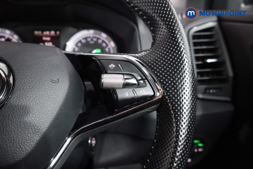 Skoda Karoq Sport Line Automatic Diesel SUV - Stock Number (1545320) - 8th supplementary image