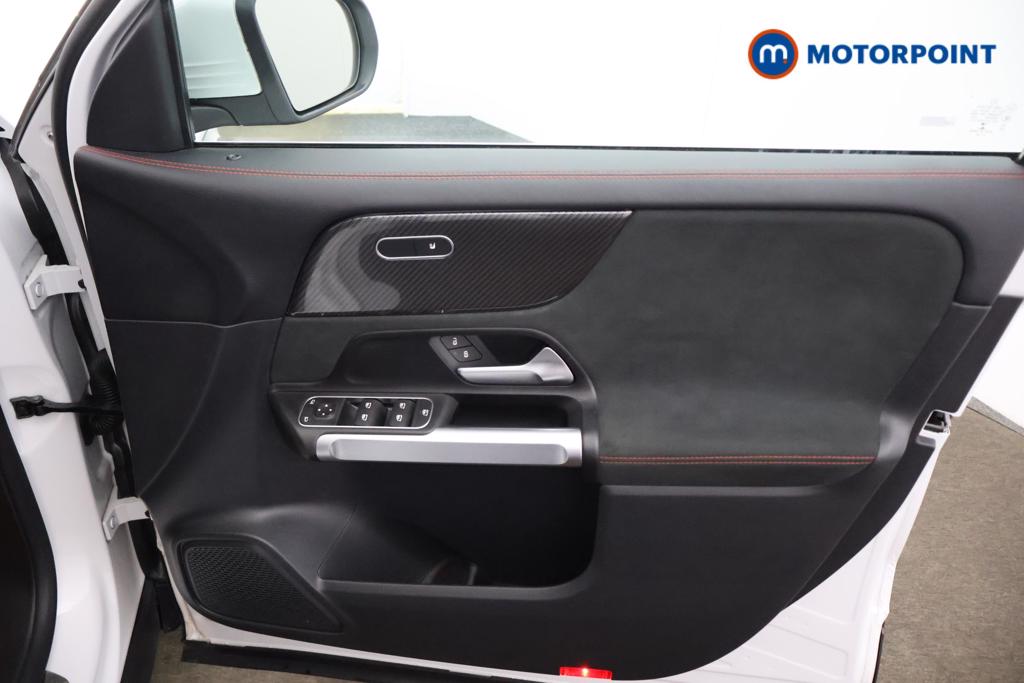 Mercedes-Benz GLB Amg Line Automatic Petrol SUV - Stock Number (1545536) - 10th supplementary image