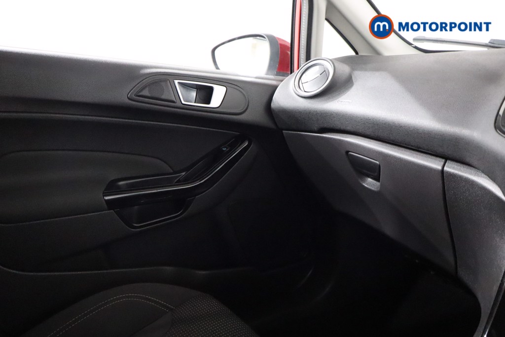 Ford Fiesta Titanium Manual Petrol Hatchback - Stock Number (1545756) - 20th supplementary image