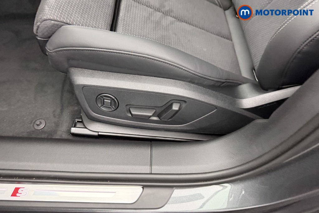 Audi A6 Black Edition Automatic Diesel Estate - Stock Number (1545792) - 26th supplementary image