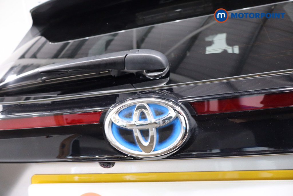 Toyota Yaris Cross Excel Automatic Petrol-Electric Hybrid Estate - Stock Number (1546325) - 24th supplementary image