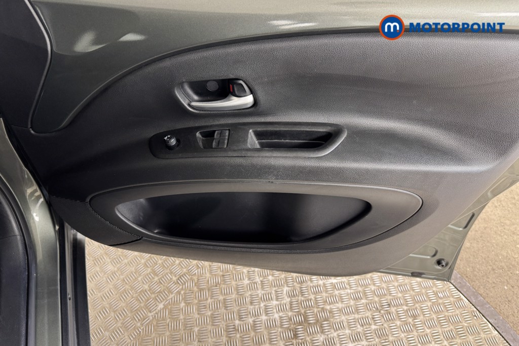 Toyota Aygo X Edge Manual Petrol Hatchback - Stock Number (1546508) - 14th supplementary image