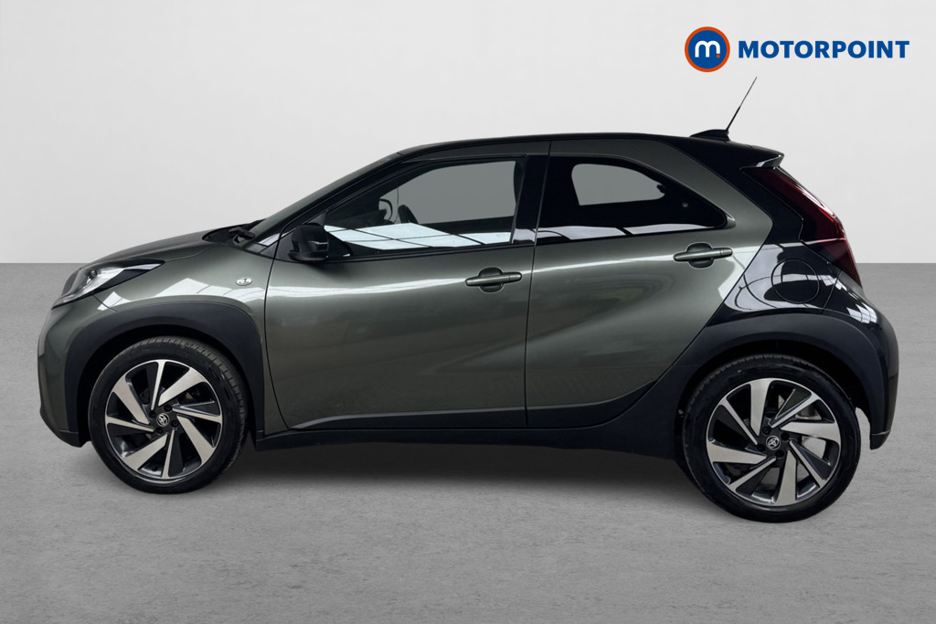 Toyota Aygo X Edge Manual Petrol Hatchback - Stock Number (1546508) - Passenger side