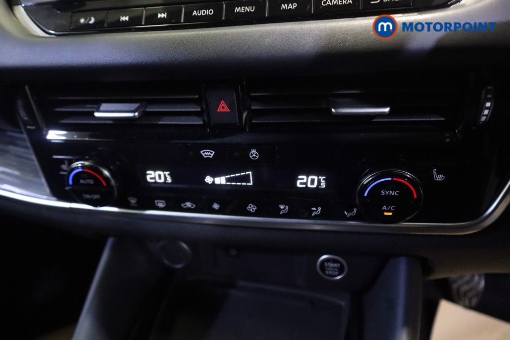 Nissan Qashqai Tekna Manual Petrol SUV - Stock Number (1529605) - 4th supplementary image