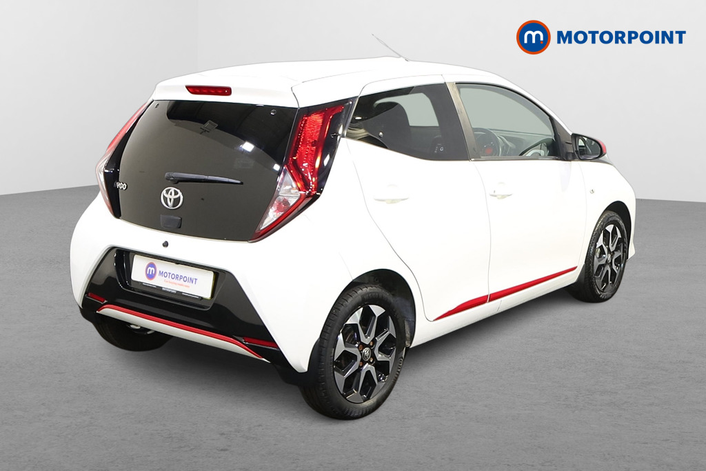 Toyota Aygo X-Trend Manual Petrol Hatchback - Stock Number (1529814) - Drivers side rear corner