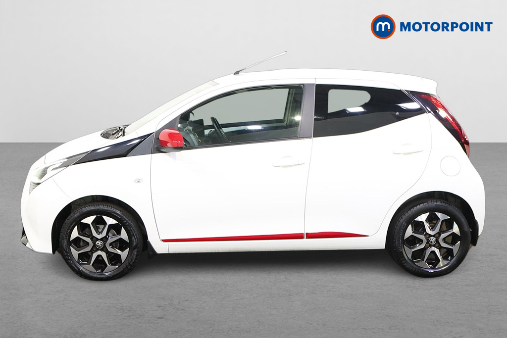 Toyota Aygo X-Trend Manual Petrol Hatchback - Stock Number (1529814) - Passenger side