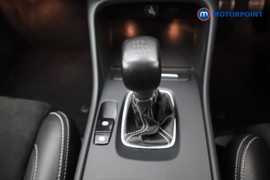 Volvo Xc40 R Design Manual Petrol SUV - Stock Number (1530611) - 6th supplementary image