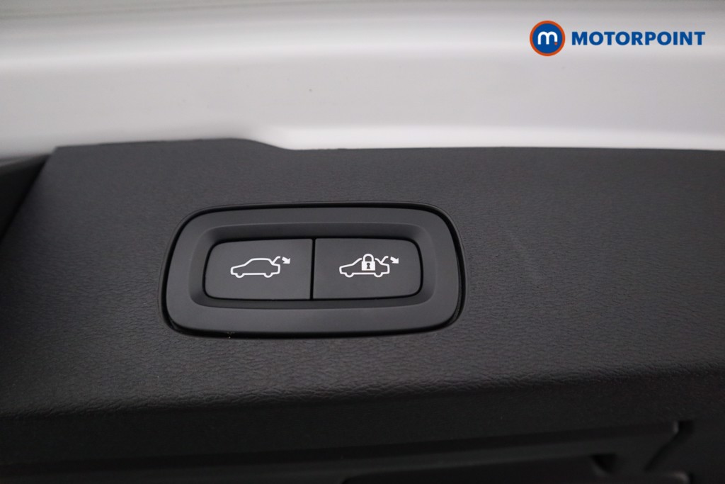 Volvo V60 Cross Country Automatic Petrol Estate - Stock Number (1532460) - 15th supplementary image