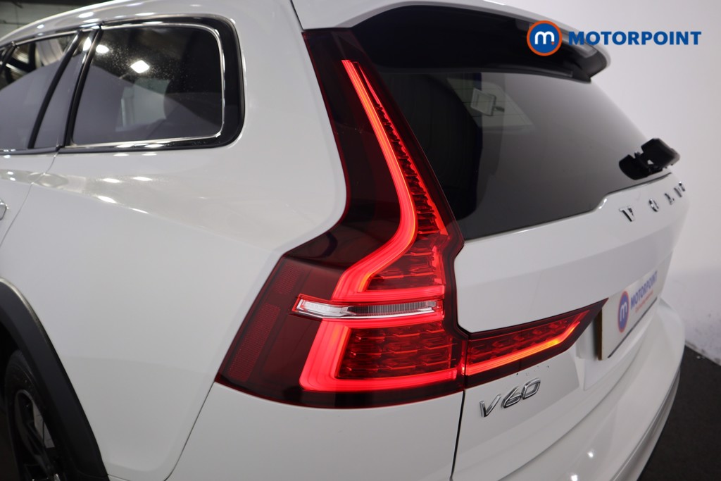 Volvo V60 Cross Country Automatic Petrol Estate - Stock Number (1532460) - 22nd supplementary image