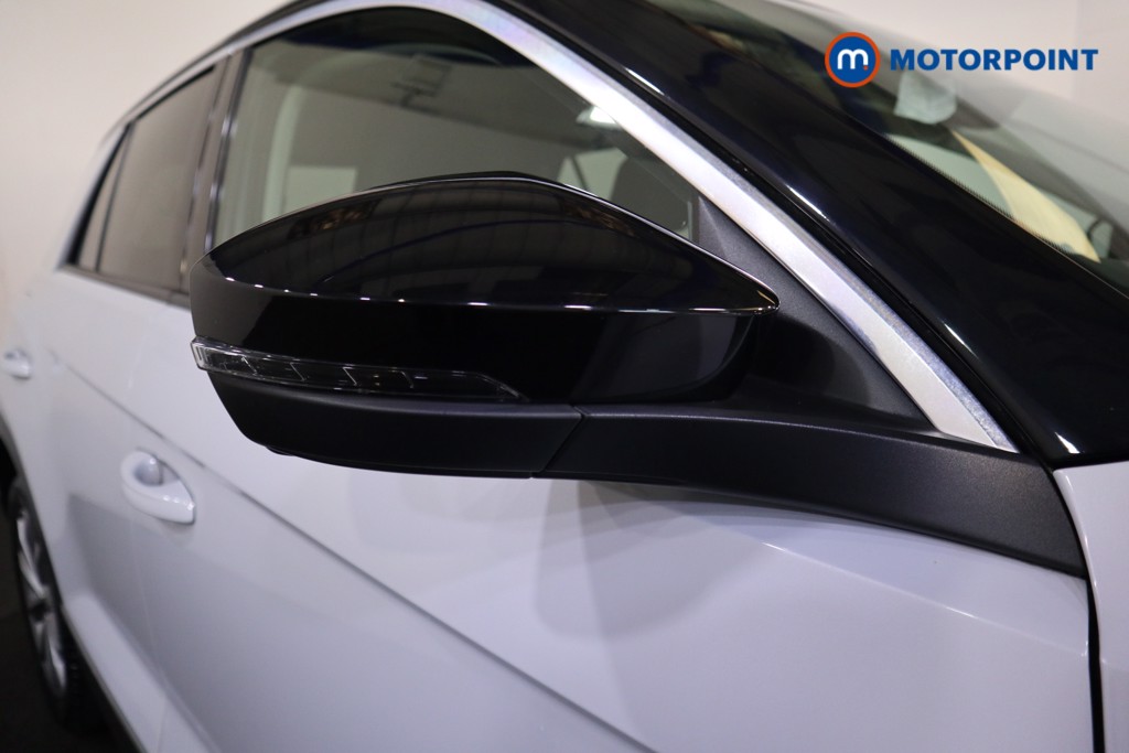 Volkswagen T-Roc Design Manual Petrol SUV - Stock Number (1535772) - 22nd supplementary image