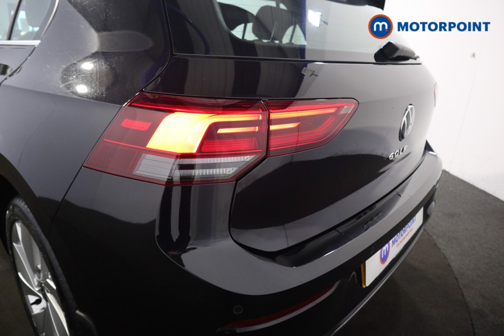 Volkswagen Golf Style Manual Petrol Hatchback - Stock Number (1535839) - 19th supplementary image