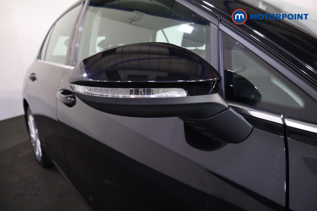 Volkswagen Golf Style Manual Petrol Hatchback - Stock Number (1535839) - 21st supplementary image