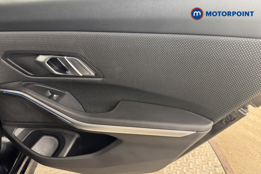 BMW 3 Series Se Pro Automatic Petrol Plug-In Hybrid Saloon - Stock Number (1535879) - 16th supplementary image