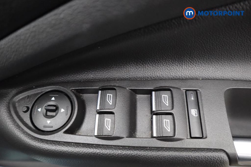 Ford Kuga St-Line Manual Petrol SUV - Stock Number (1535949) - 19th supplementary image