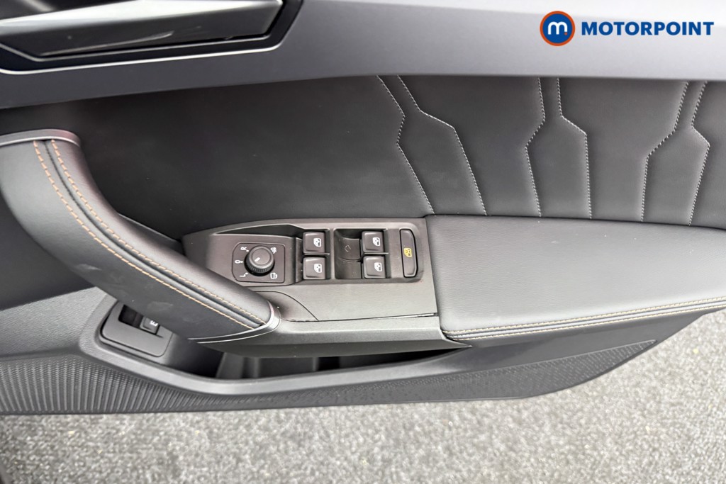 Cupra Formentor V2 Automatic Petrol Plug-In Hybrid SUV - Stock Number (1536071) - 16th supplementary image