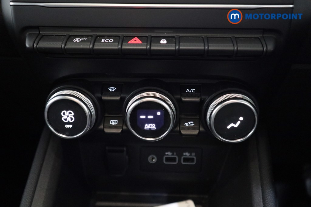 Renault Clio Evolution Manual Petrol Hatchback - Stock Number (1536127) - 7th supplementary image
