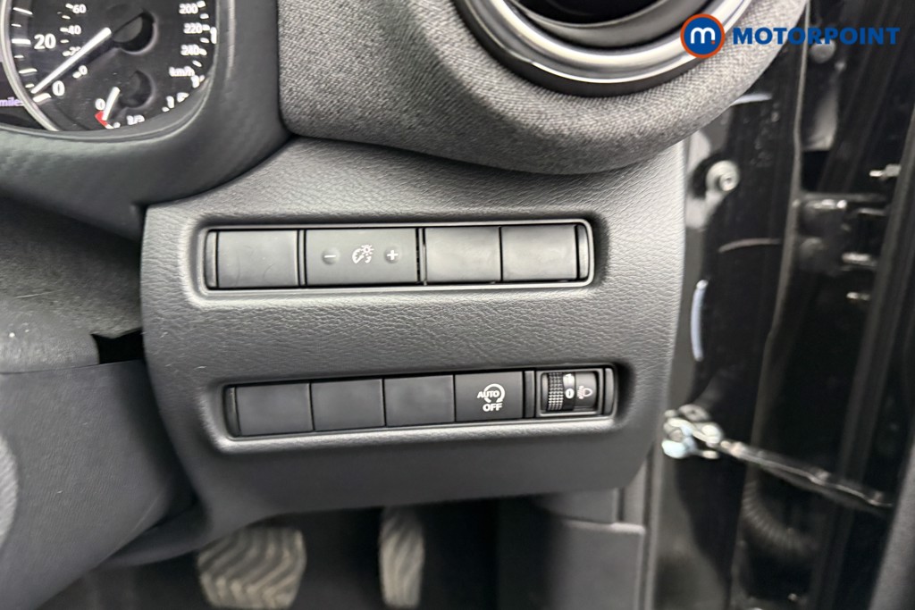 Nissan Juke Acenta Premium Automatic Petrol SUV - Stock Number (1536239) - 13th supplementary image