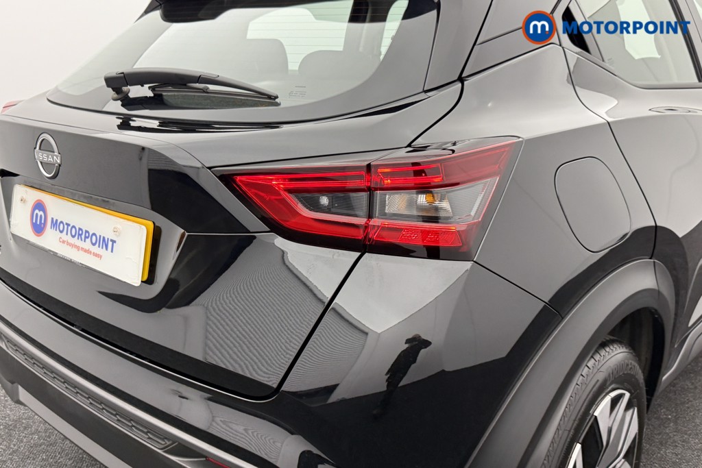 Nissan Juke Acenta Premium Automatic Petrol SUV - Stock Number (1536239) - 24th supplementary image