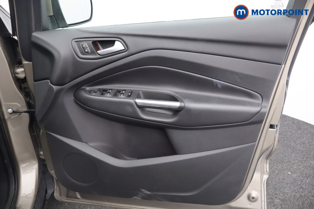 Ford Kuga Titanium Edition Automatic Petrol SUV - Stock Number (1536592) - 16th supplementary image