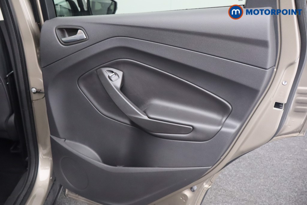 Ford Kuga Titanium Edition Automatic Petrol SUV - Stock Number (1536592) - 17th supplementary image