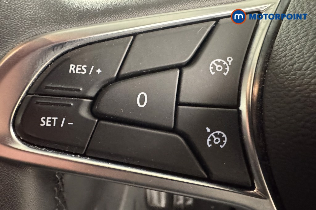 Renault Captur Iconic Automatic Petrol SUV - Stock Number (1537259) - 13th supplementary image