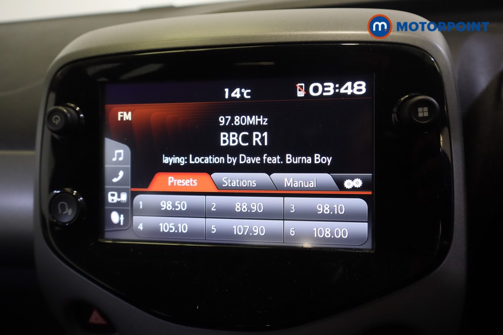Toyota Aygo X-Play Manual Petrol Hatchback - Stock Number (1537949) - 2nd supplementary image