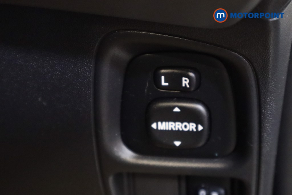 Toyota Aygo X-Play Manual Petrol Hatchback - Stock Number (1537949) - 8th supplementary image