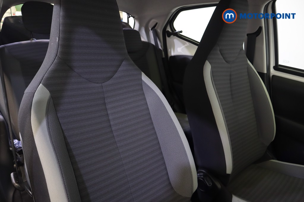 Toyota Aygo X-Play Manual Petrol Hatchback - Stock Number (1537949) - 13th supplementary image