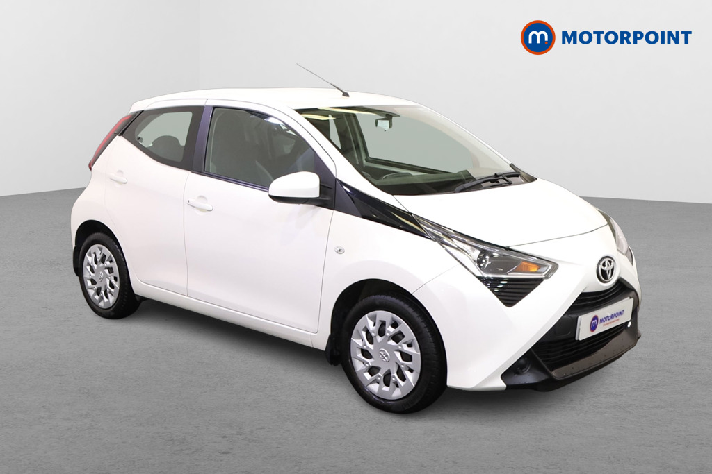 Toyota Aygo X-Play Manual Petrol Hatchback - Stock Number (1537949) - Drivers side front corner