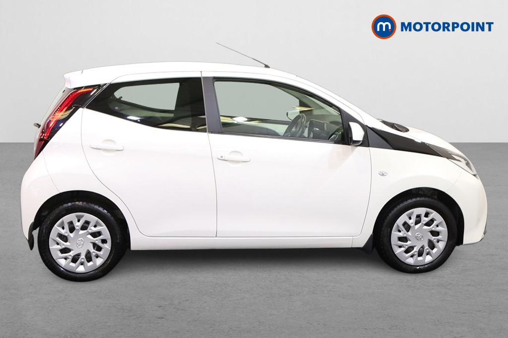Toyota Aygo X-Play Manual Petrol Hatchback - Stock Number (1537949) - Drivers side