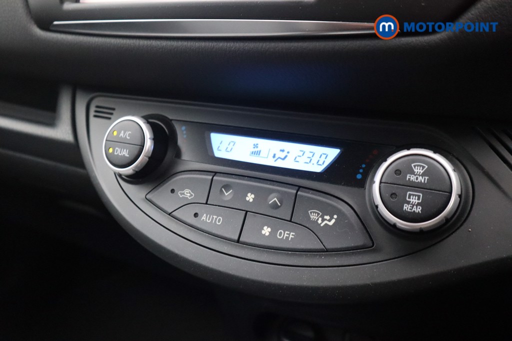 Toyota Yaris Y20 Automatic Petrol-Electric Hybrid Hatchback - Stock Number (1538491) - 12th supplementary image
